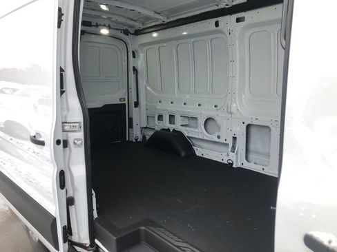 New 2026 Ford Transit 250 148 Medium Roof image 24