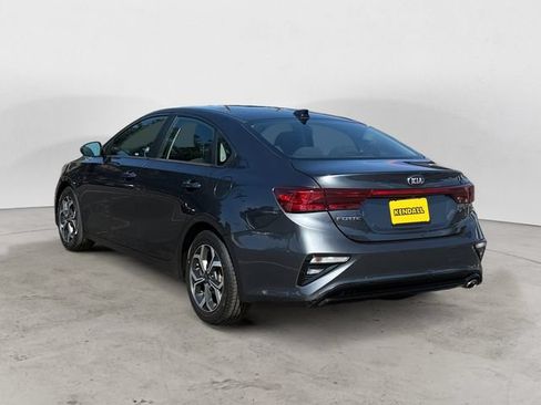Used 2019 Kia Forte LXS FWD image 3