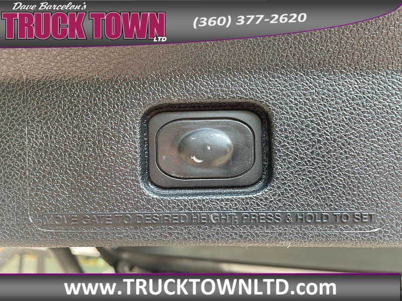 Used 2017 Ford Explorer Limited AWD/4WD image 13