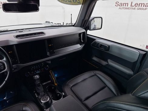 Used 2023 Ford Bronco Badlands image 23