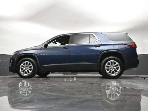 Used 2023 Chevrolet Traverse LS AWD/4WD image 25
