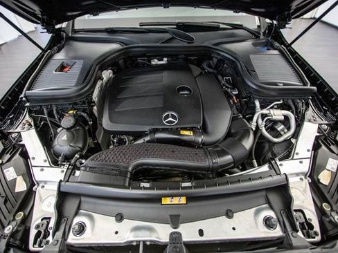 Used 2020 Mercedes-Benz GLC 300 4MATIC w/ Parking Assistance Package image 13