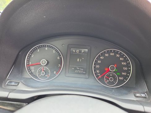 Used 2010 Volkswagen Jetta SE FWD image 26