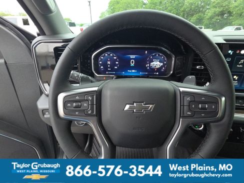 New 2026 Chevrolet Silverado 1500 RST AWD/4WD image 18