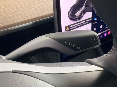 Used 2023 Tesla Model 3 Long Range AWD/4WD image 17