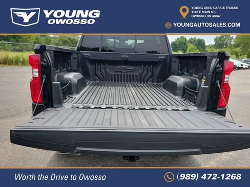 Used 2024 Chevrolet Silverado 1500 LT Trail Boss w/ Convenience Package II AWD/4WD image 31