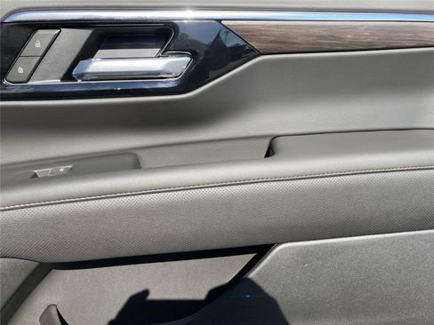 New 2025 Chevrolet Tahoe Premier image 36