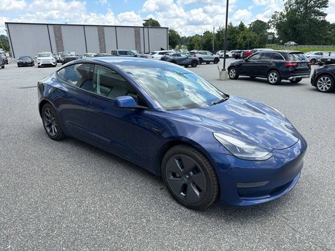 Used 2022 Tesla Model 3 RWD image 8