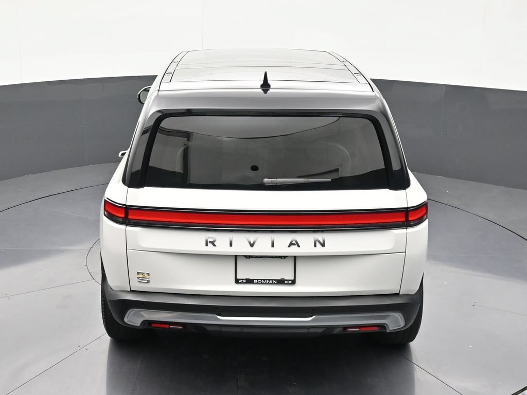 Used 2024 Rivian R1S Adventure Quad AWD/4WD image 16