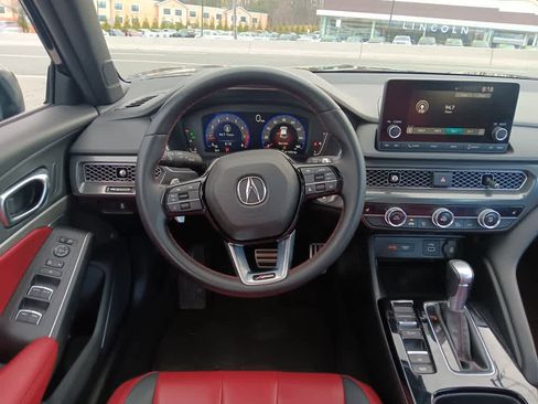 Used 2023 Acura Integra A-Spec image 18