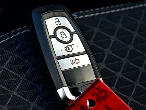 Used 2025 Ford Escape Active image 25