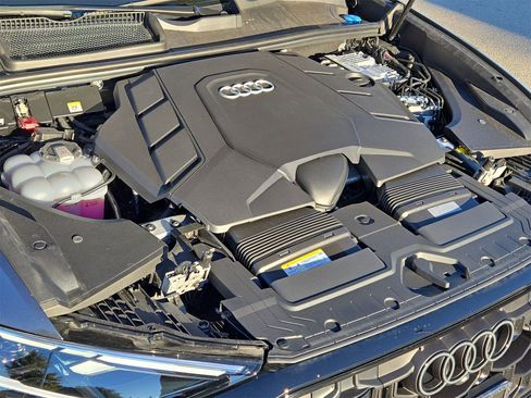 New 2026 Audi Q8 Premium Plus image 10