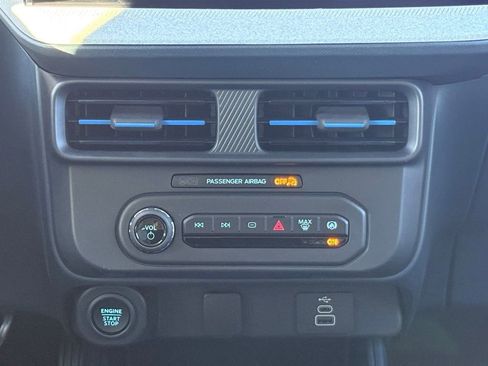 Used 2025 Ford Maverick XLT w/ XLT Luxury Package image 19