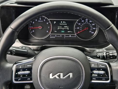 Certified 2022 Kia Sorento S FWD image 27