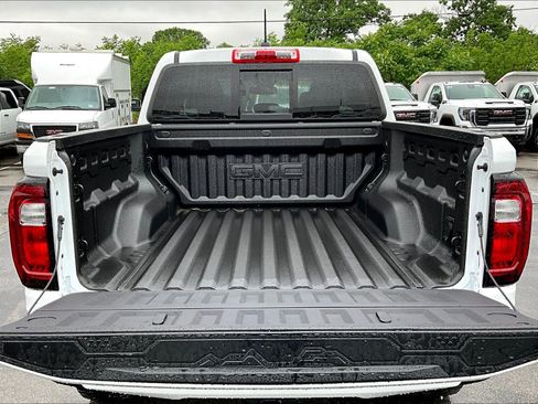 New 2026 GMC Canyon AT4X w/ LPO, Black Badging Package AWD/4WD image 22