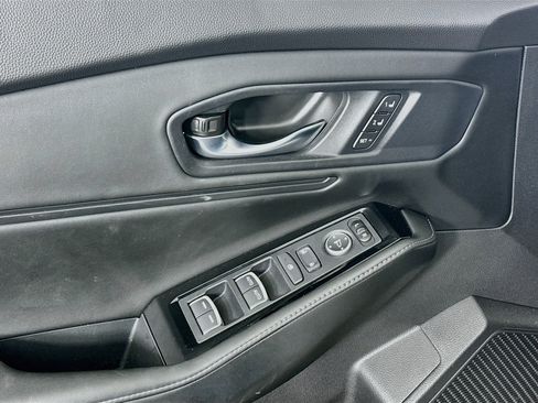 Used 2023 Honda Accord Touring image 15