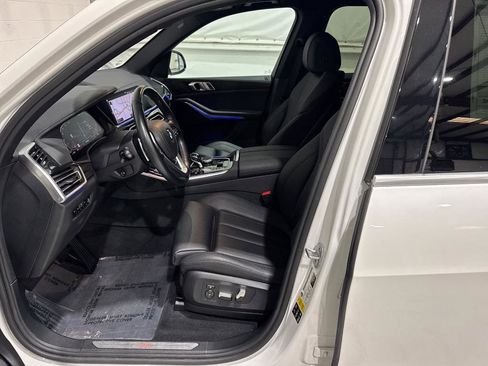 Used 2020 BMW X5 xDrive40i w/ Premium Package image 32