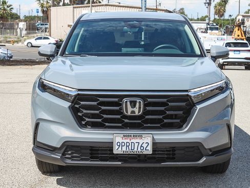 Used 2025 Honda CR-V LX image 2
