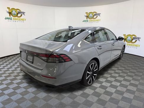 Used 2024 Honda Accord EX-L image 10