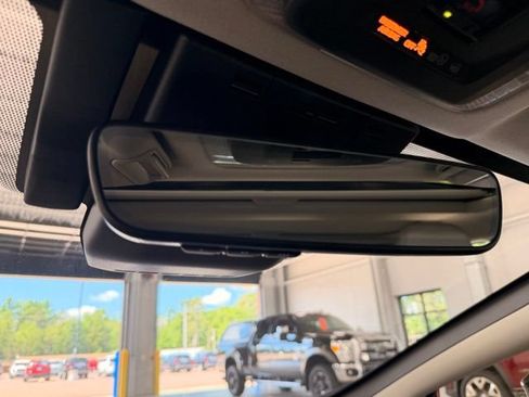 Used 2024 Toyota Prius XLE FWD image 36