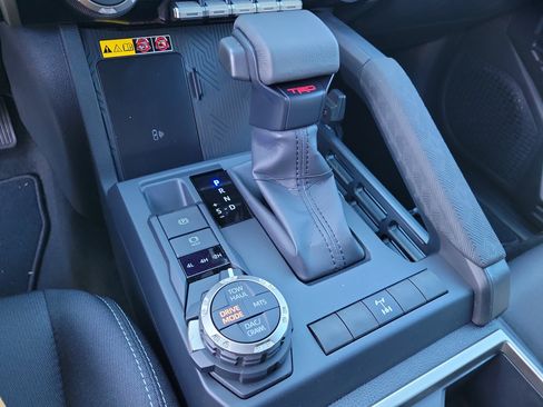 New 2026 Toyota Tacoma TRD Off-Road w/ TRD Off Road Upgrade Package AWD/4WD image 19