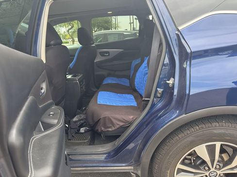 Used 2020 Nissan Murano SV w/ Premium Package image 16