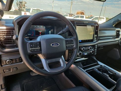 New 2025 Ford F250 Lariat w/ Lariat Ultimate Package AWD/4WD image 11
