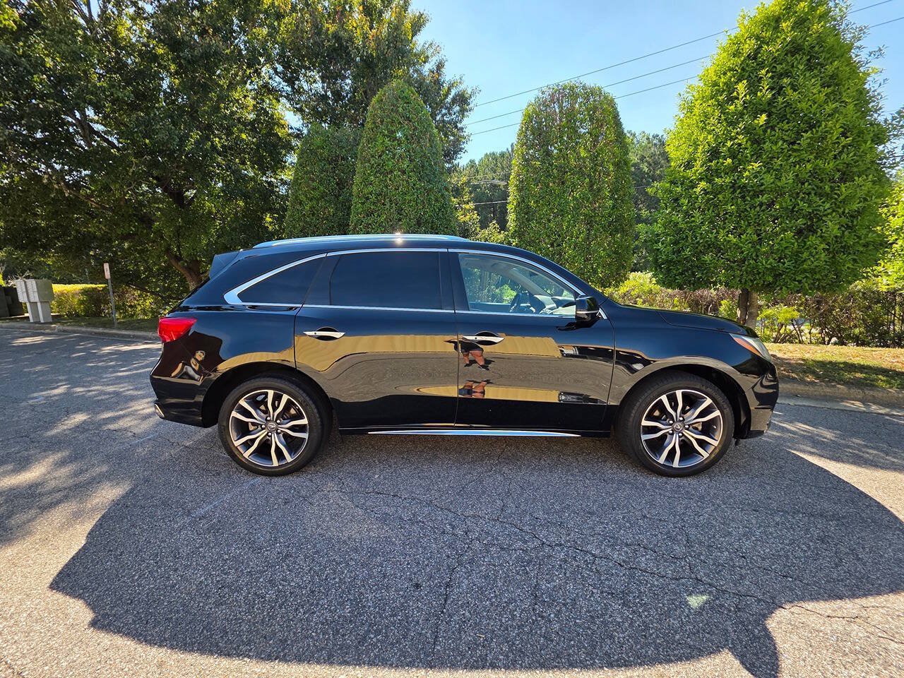 Used 2019 Acura MDX w/ Advance Package FWD image 6