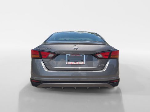 Certified 2025 Nissan Altima 2.5 SV AWD/4WD image 4