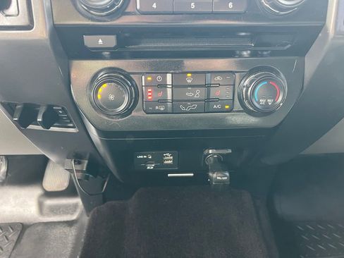 Used 2015 Ford F150 XLT w/ Equipment Group 302A Luxury RWD image 27