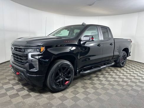 Used 2023 Chevrolet Silverado 1500 RST w/ Redline Edition image 7