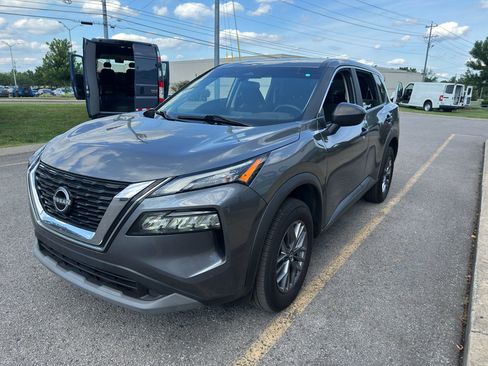 Used 2023 Nissan Rogue S AWD/4WD image 8
