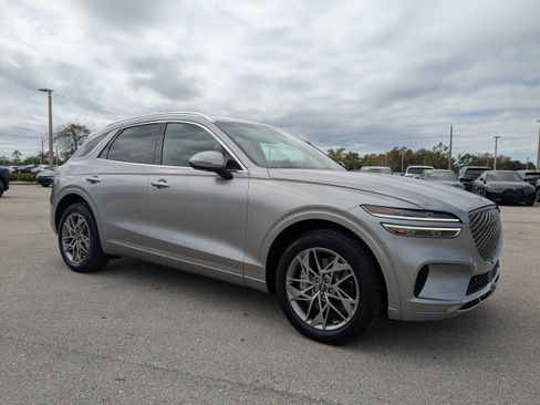 Used 2024 Genesis GV70 2.5T w/ Advanced Package image 2