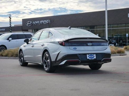 New 2026 Hyundai Sonata SEL FWD image 3