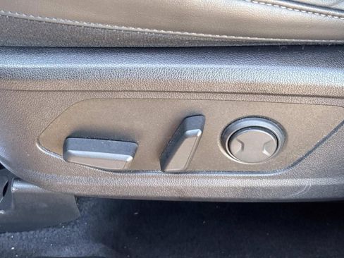 Used 2022 Kia Sorento SX image 23