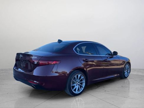 Used 2017 Alfa Romeo Giulia Ti AWD/4WD image 5