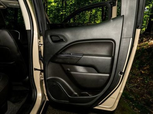 Used 2022 Chevrolet Colorado ZR2 AWD/4WD image 18