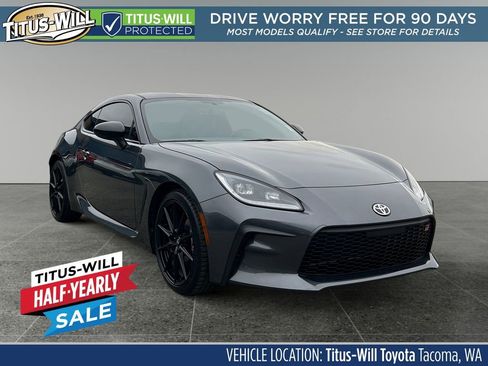 Used 2025 Toyota GR86 Premium RWD image 1