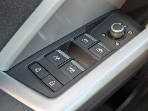 Used 2022 Audi Q3 2.0T Premium Plus image 24