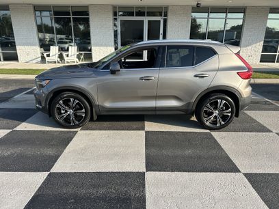 Used 2021 Volvo XC40 T4 Inscription w/ Advanced Package