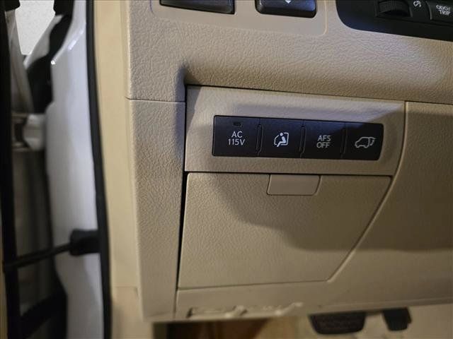 Used 2008 Lexus LX 570 4WD image 27