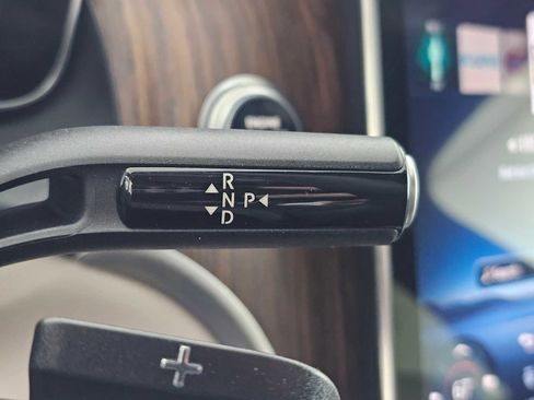 Used 2026 Mercedes-Benz GLC 300 image 30