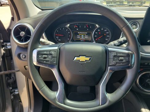Used 2023 Chevrolet Blazer LT AWD/4WD image 21