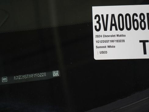 Used 2024 Chevrolet Malibu LT image 27