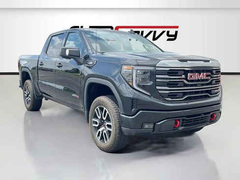 Used 2024 GMC Sierra 1500 AT4 w/ Technology Package AWD/4WD image 1