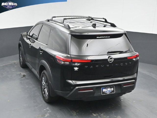 Used 2023 Nissan Pathfinder SV w/ Black Appearance Package FWD image 13