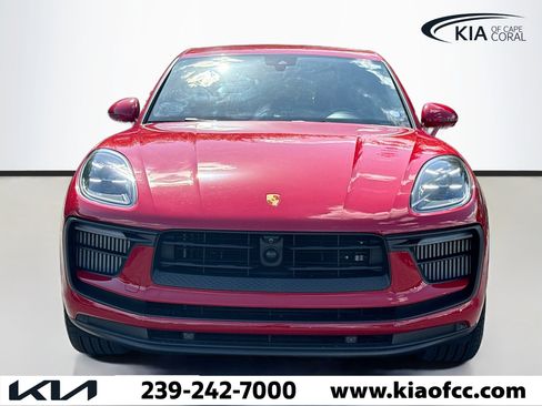 Used 2023 Porsche Macan S AWD/4WD image 8
