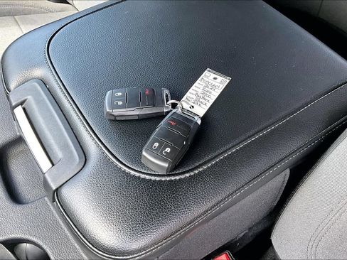 Used 2024 RAM 2500 Big Horn w/ Bed Utility Group AWD/4WD image 10