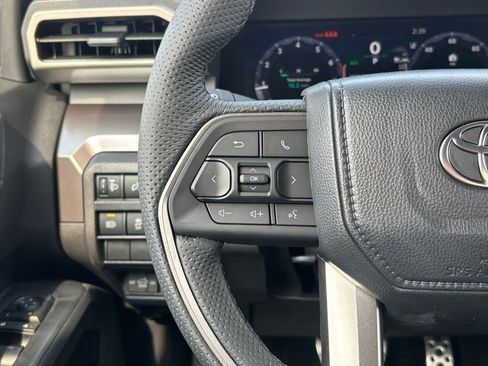 Used 2026 Toyota Tacoma TRD Sport image 16