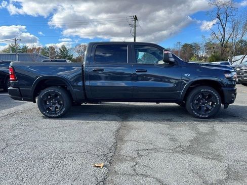 New 2026 RAM 1500 4x4 Crew Cab image 2